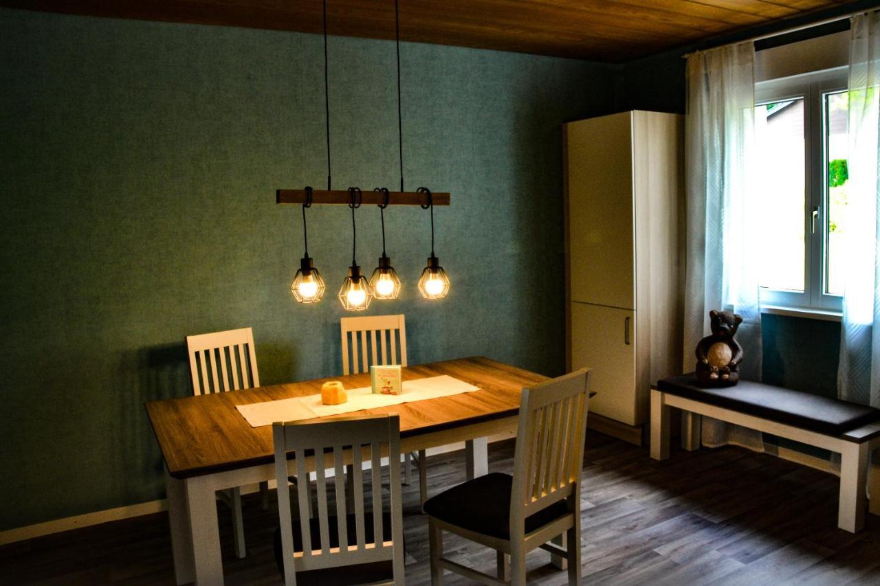 Ferienwohnung Jungbaer - Die Wohlfuehl-Adresse Im Stangenwald ザンクト・イングベルト エクステリア 写真